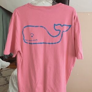 Vineyard Vines T-shirt🐳